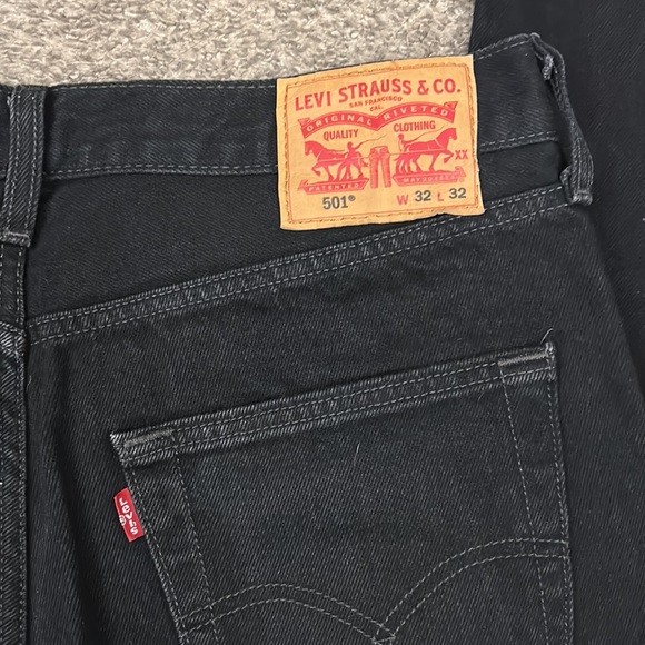 Levi’s 501 Black Fly Button - Picture 9 of 9